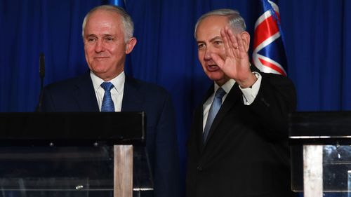 Australian Prime Minister Malcolm Turnbull (left) and Israeli Prime Minister Benjamin Netanyahu. (AAP)