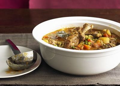 <a href="http://kitchen.nine.com.au/2016/05/17/14/59/duck-and-vegetable-stew" target="_top">Duck and vegetable stew</a>