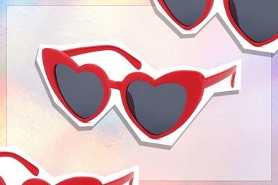 9PR: Heart shaped glasses