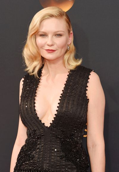 Kirsten Dunst takes the plunge at the Emmys.