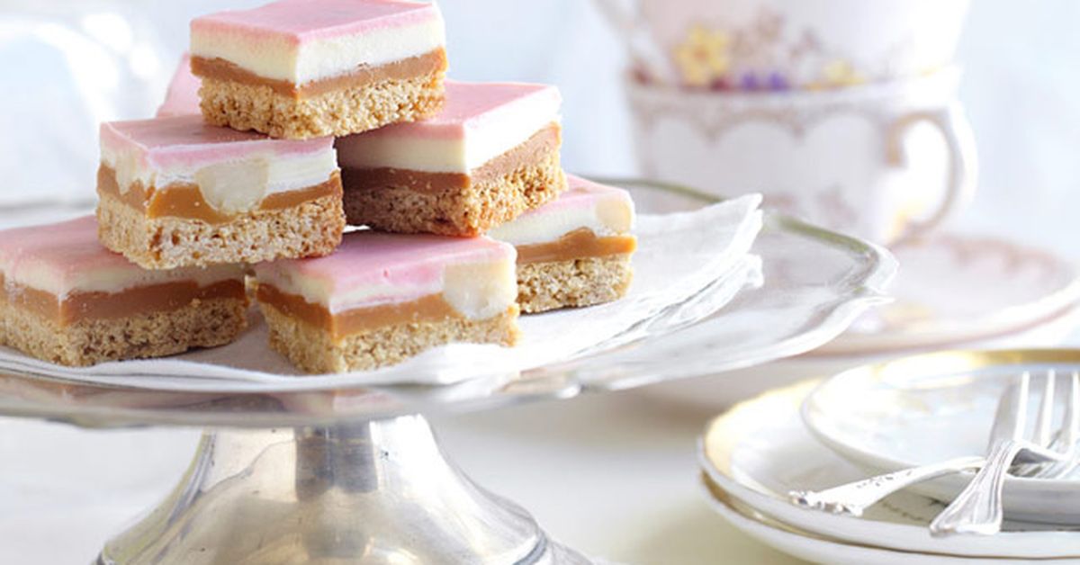 Macadamia caramel slice - 9Kitchen