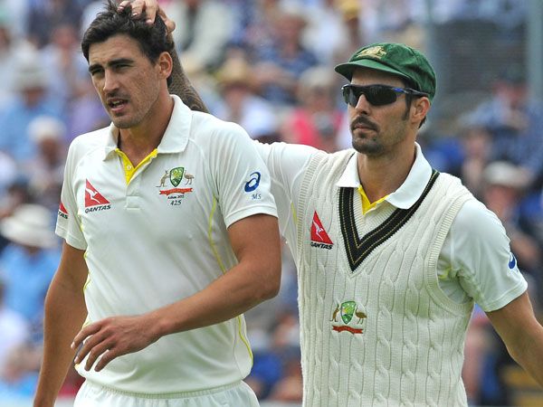 Mitchell Starc (L) and Mitchell Johnson. (AAP-file)