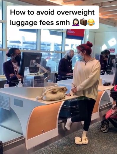 Traveller avoids excess baggage fees
