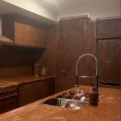 Aussie prankster kaih andersen covers parents' kitchen in nutella