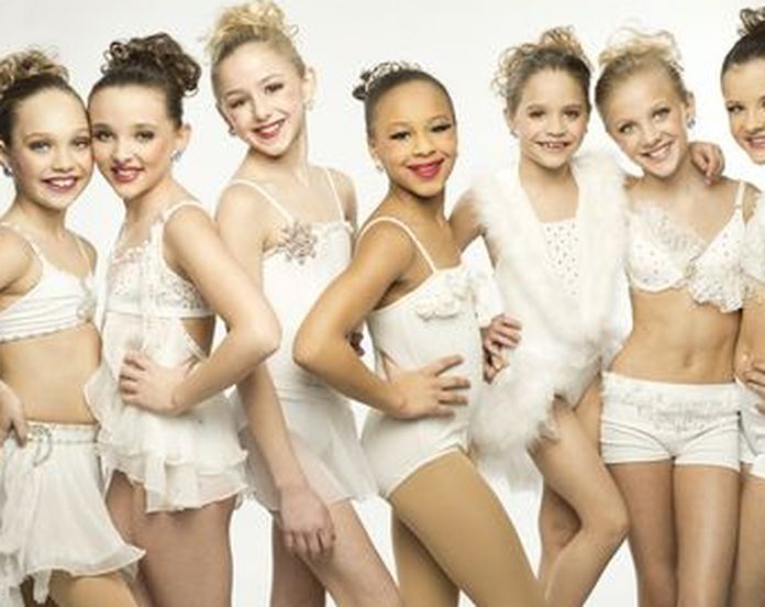 This is what the original cast of Dance Moms looks like now