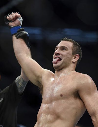 Giane Villante defeated Anthony Perosh in their light heavyweight fight.
