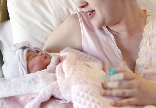 NSW Nurses and Midwives Association say new mums and bubs are not getting the care they need. Picture: AAP