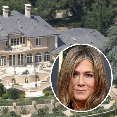 Aniston splashed nearly $22 million on a sprawling estate in Los Angeles