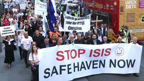Hundreds march against Islamic State in Melbourne
