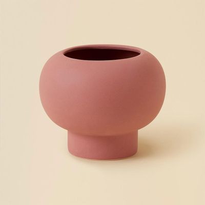 Terracotta round pot: $18