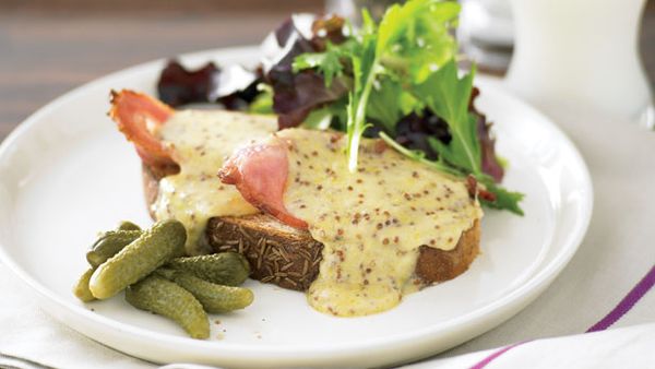 Welsh rarebit and bacon