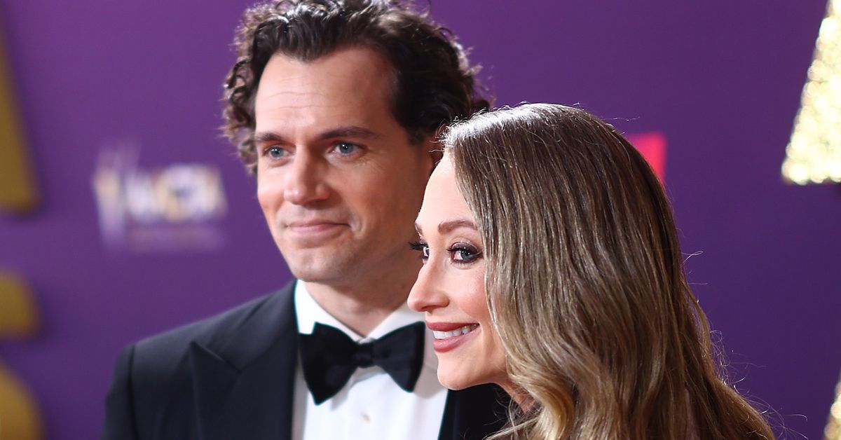 AACTA Awards 2025: Henry Cavill dan pacar Natalie Viscuso Walk Red Carpet