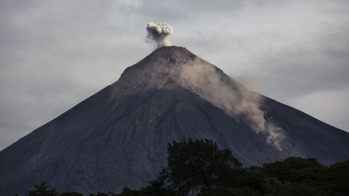 The death toll continues to rise after the violent eruption of âVolcan de Fuegoâ (volcano of fire) in Guatemala on 3 June