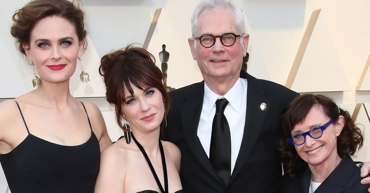 Zooey Deschanel family explainer Why actress' mum Mary Jo, dad Caleb