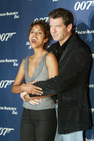 Halle Berry, Pierce Brosnan, James Bond, premiere, 2002