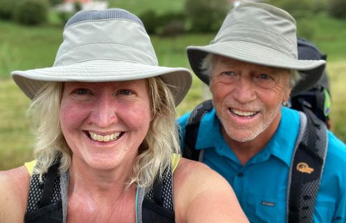 A﻿ British couple have been found dead in a lifeboat after attempting to sail across the Atlantic Ocean.The bodies of Sarah Packwood, from the UK, and her Canadian husband Brett Clibbery washed up in the boat on a beach in Nova Scotia.
