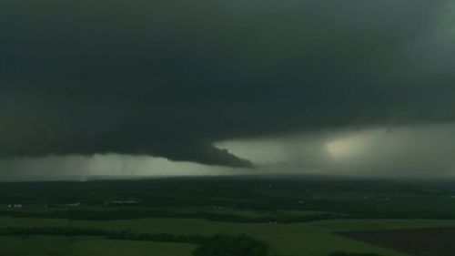 Multiple tornadoes cause widespread damage in Oklahoma City area