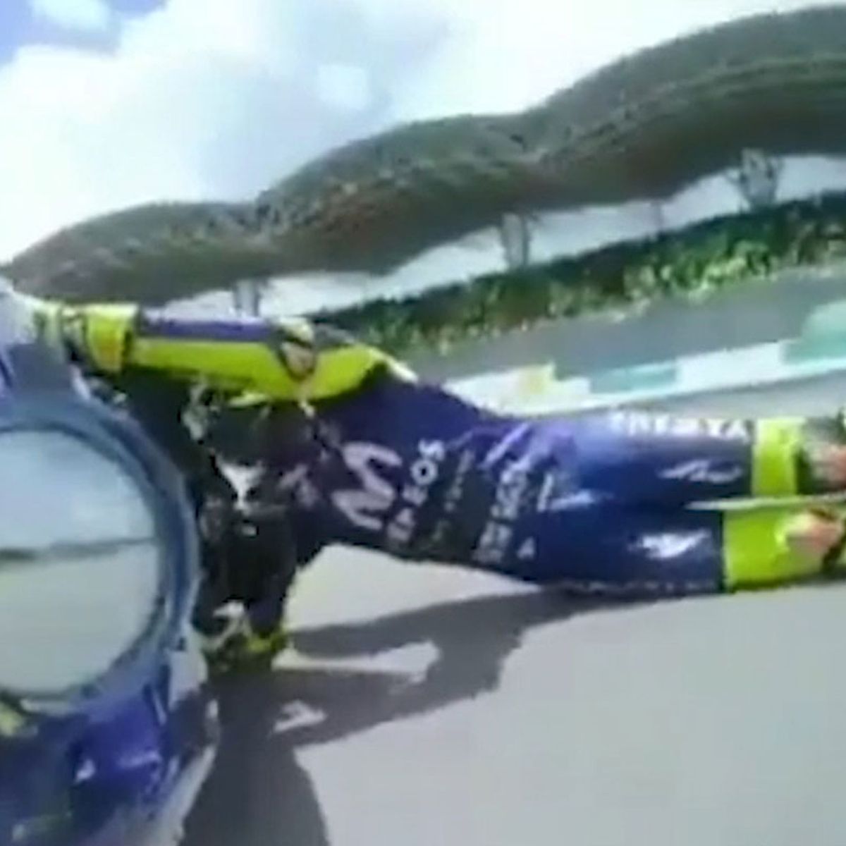 Marc Marquez Capitalises On Valentino Rossi S Shocking Crash To Take Out Malaysian Gp