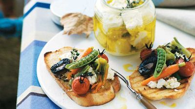 <strong>Serge Dansereau: Marinated goat's cheese with summer vegetables</strong>