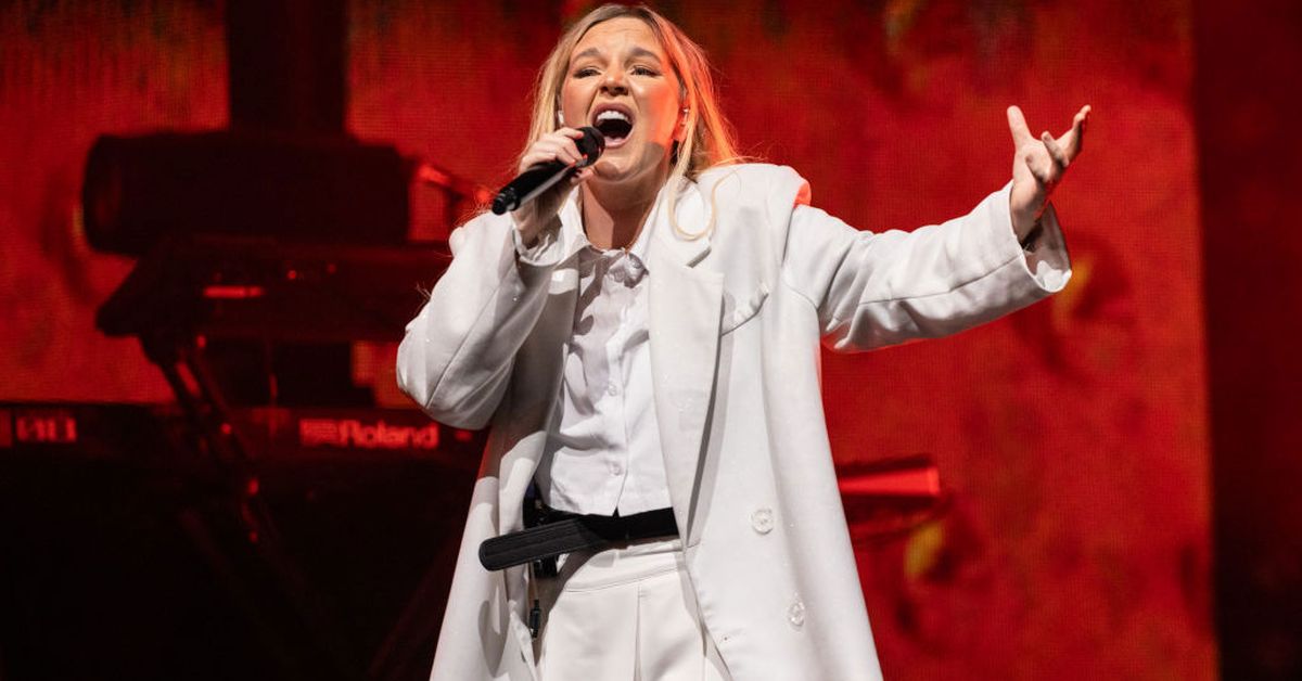 Tones and I reveals miscarriage before biggest show of her career