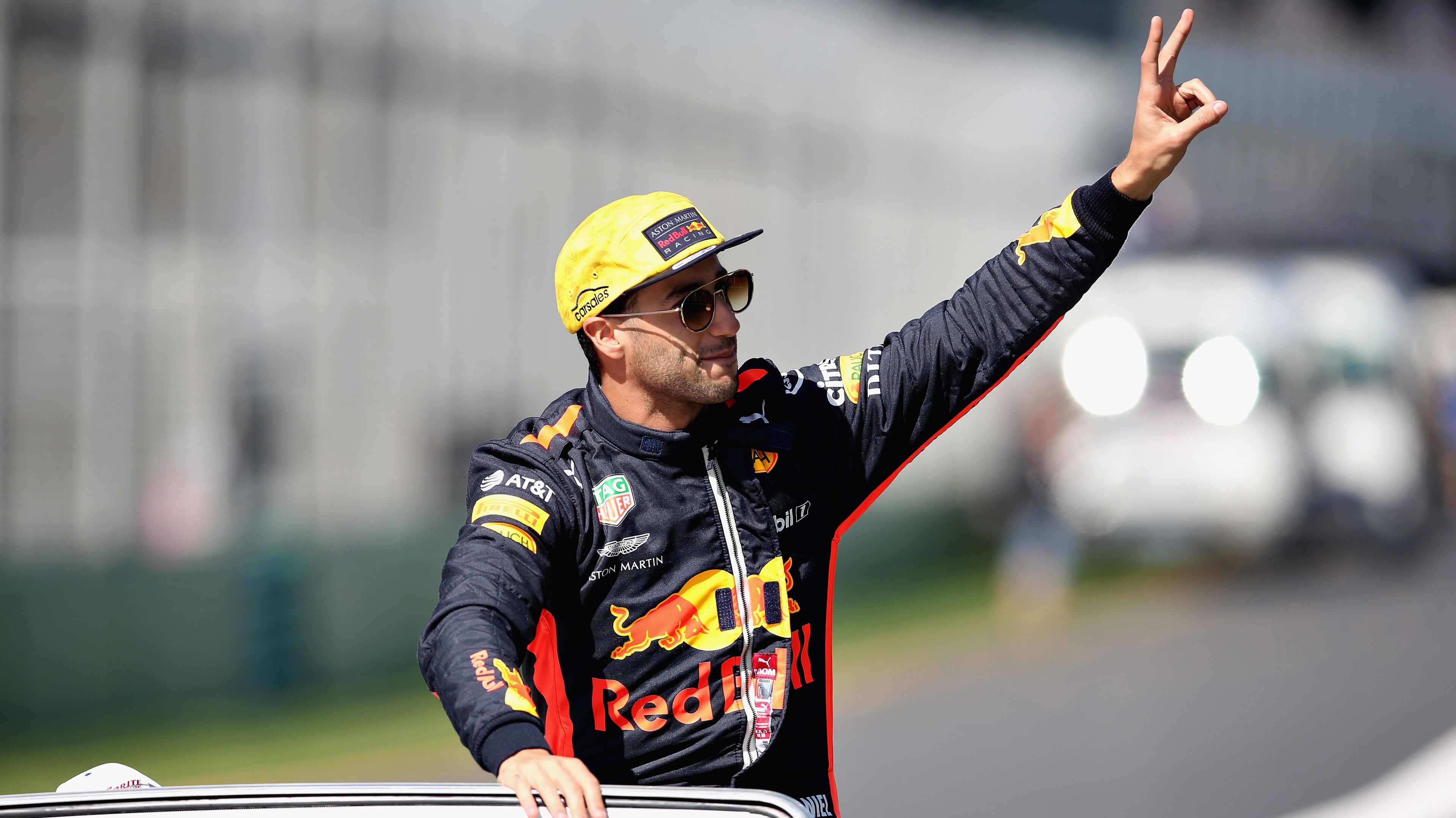 Daniel Ricciardo of Australia and Red Bull Racing waves to the crowd on the drivers parade before the Australian Formula One Grand Prix at Albert Park on March 25, 2018 in Melbourne, Australia. (Photo by Charles Coates/Getty Images)