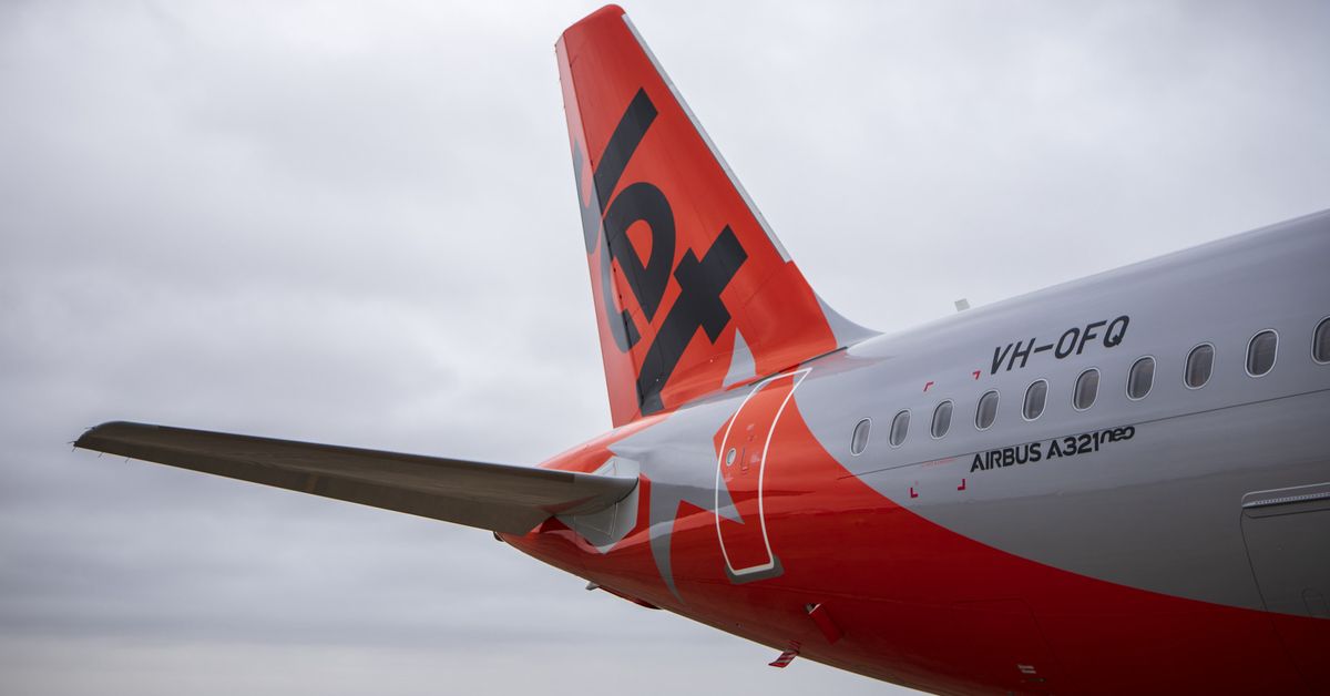 Jetstar slashes flights to New Zealand as fuel costs bite